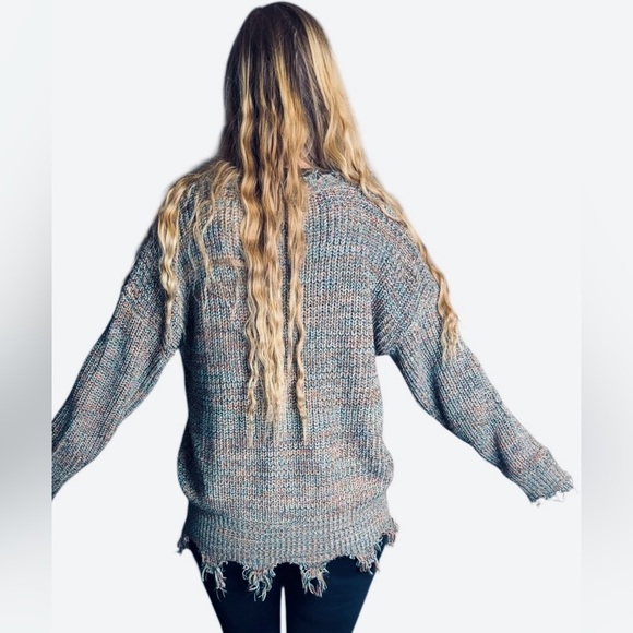 Daytrip Colorful Knit Sweater - Picture 8 of 8